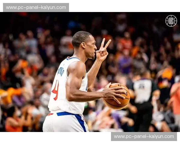 国王防守疏漏成全奔袭战术,教练赛后反思防守策略 国王防守疏漏成全奔袭战术,教练赛后反思防守策略